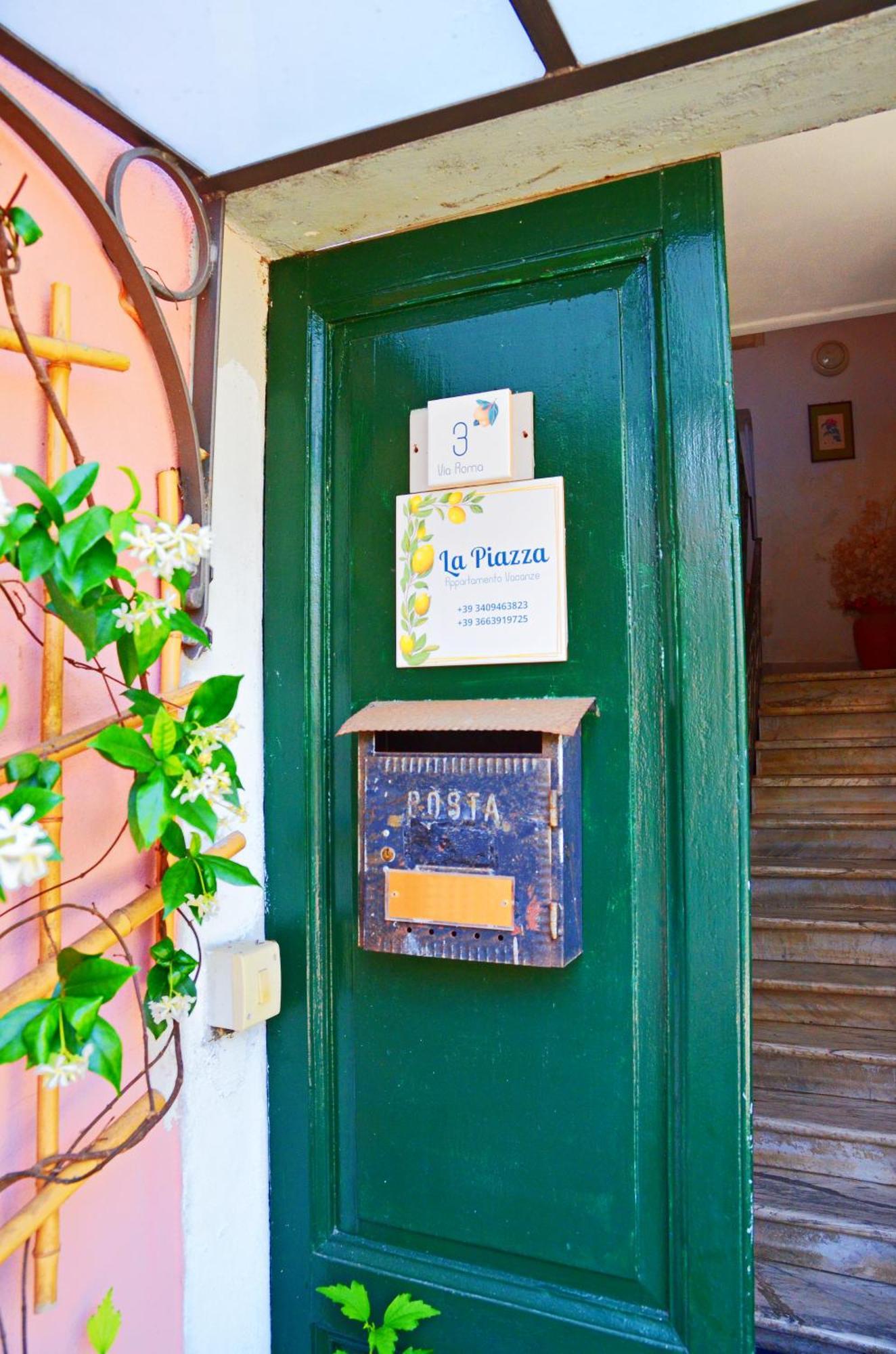 La Piazza - Appartamento Vacanze Piana Battolla 外观 照片